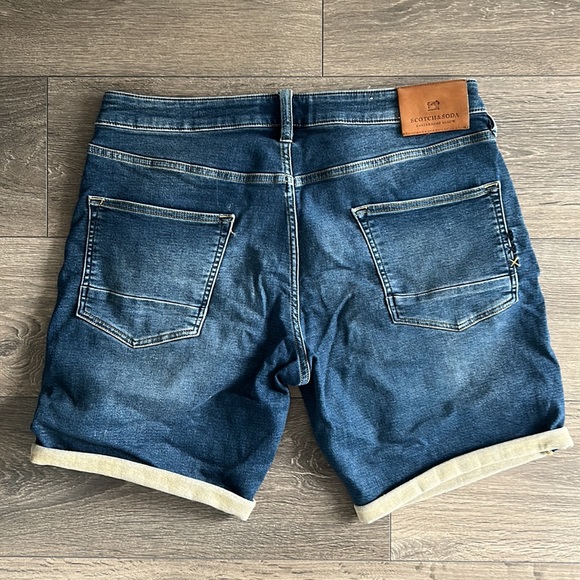 Jean Shorts - Picture 3 of 4